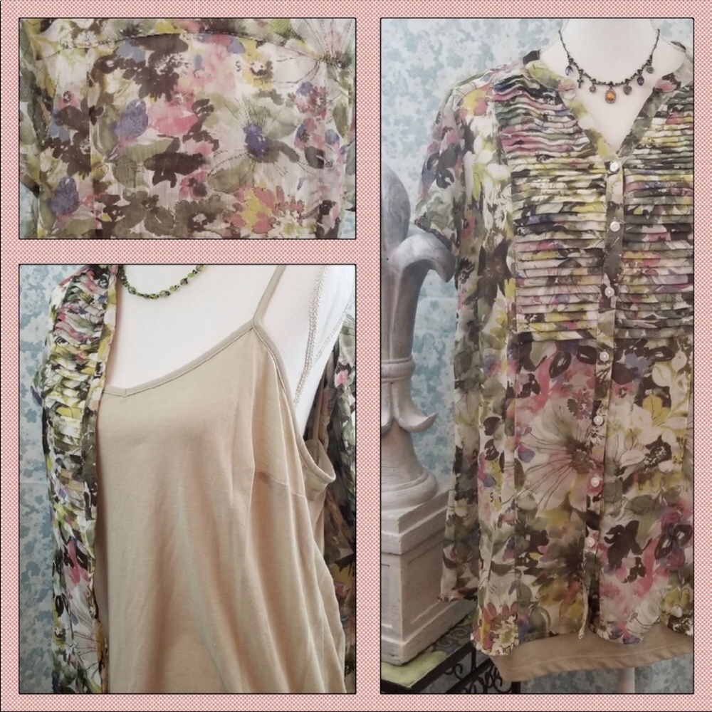 ⬇️SALE🎉Liz Claiborne Plus Sz Layered Floral Top